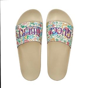 Gucci Liberty Logo Pool Slides